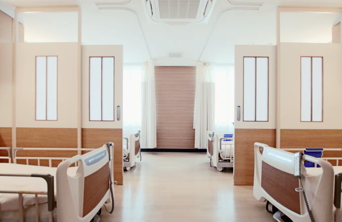 病室 4人部屋（ユニット間仕切り）